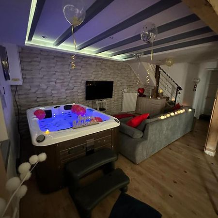 Maison Avec Spa Βίλα Maisdon-sur-Sevre Εξωτερικό φωτογραφία